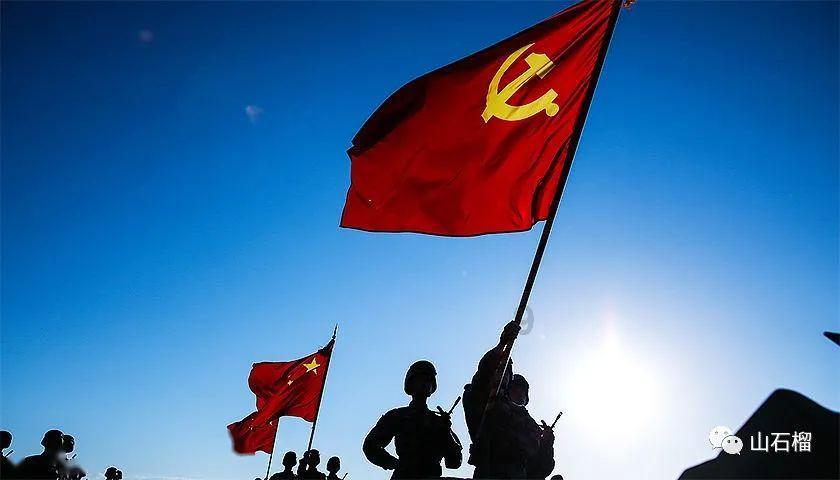 海南州贵南县:干警进市场宣传检察公益诉讼